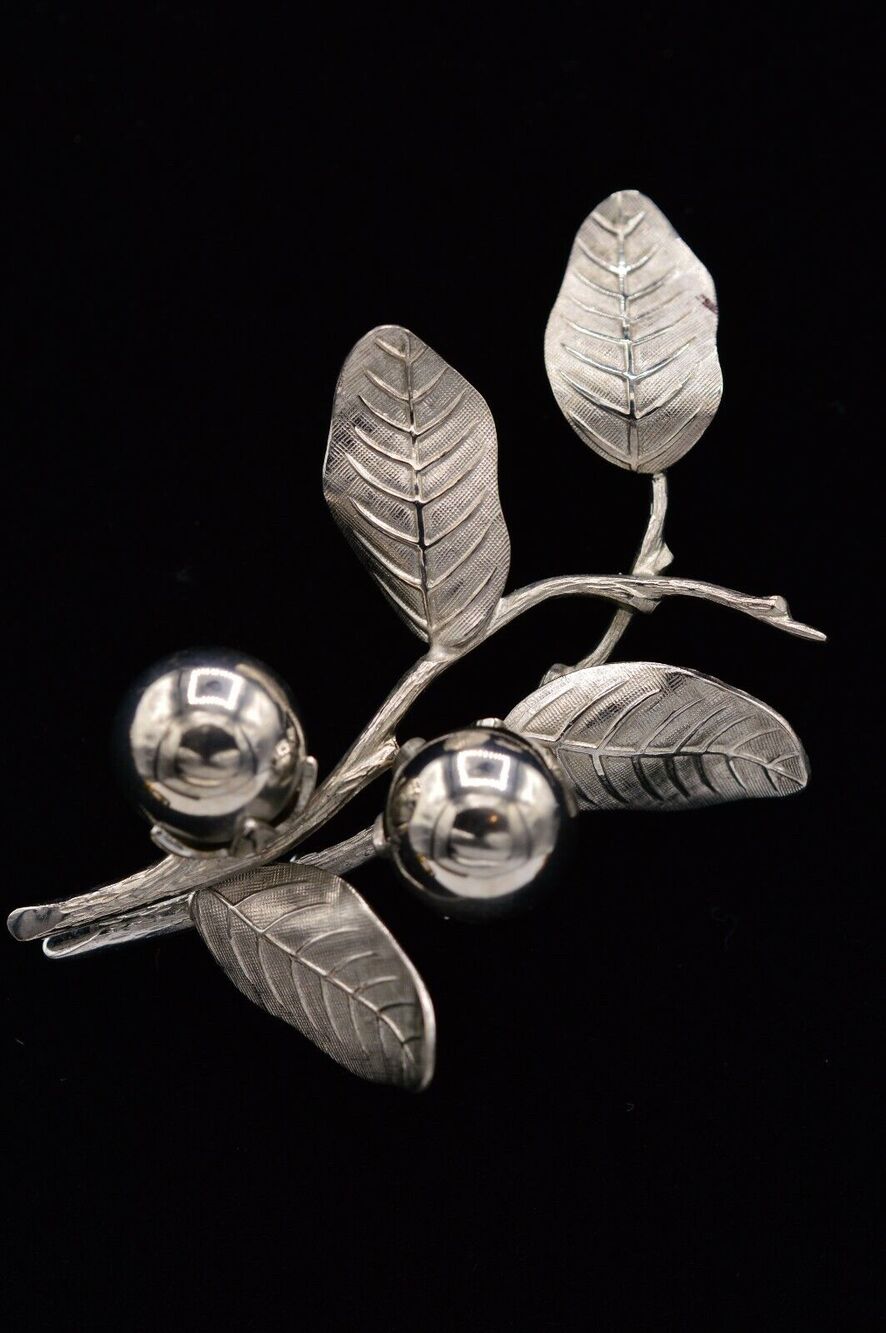 Giovanni Vintage Pin Brooch Leaf Silver Tone Intricate Signed 1950s Bin4